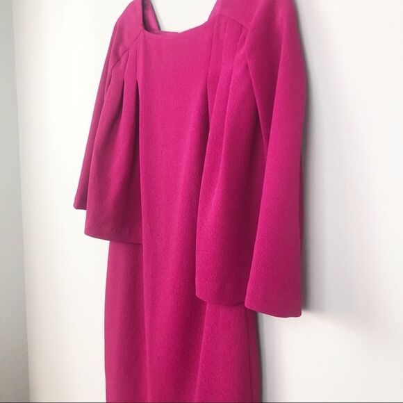 TRINA TURK | Fucshia Cape Dress Short Sleeve Sz 6 - Picture 4 of 12